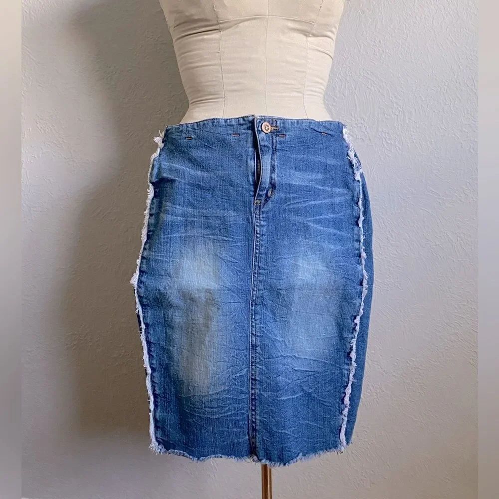 RAMPAGE 90s Vintage Jean Midi skirt Size Small